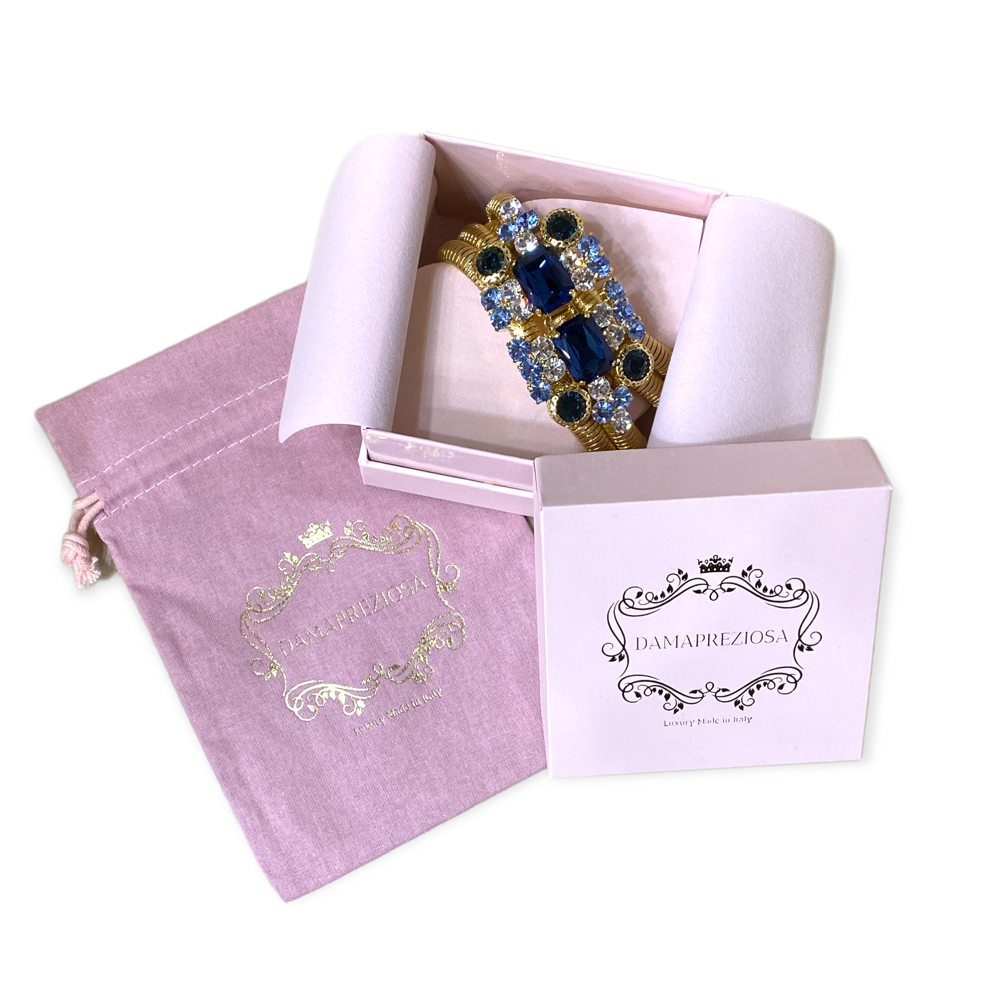 Cinturón Lucrezia en malla metálica fina ligeramente elástica con hebilla joya color aguamarina en el extremo azul.