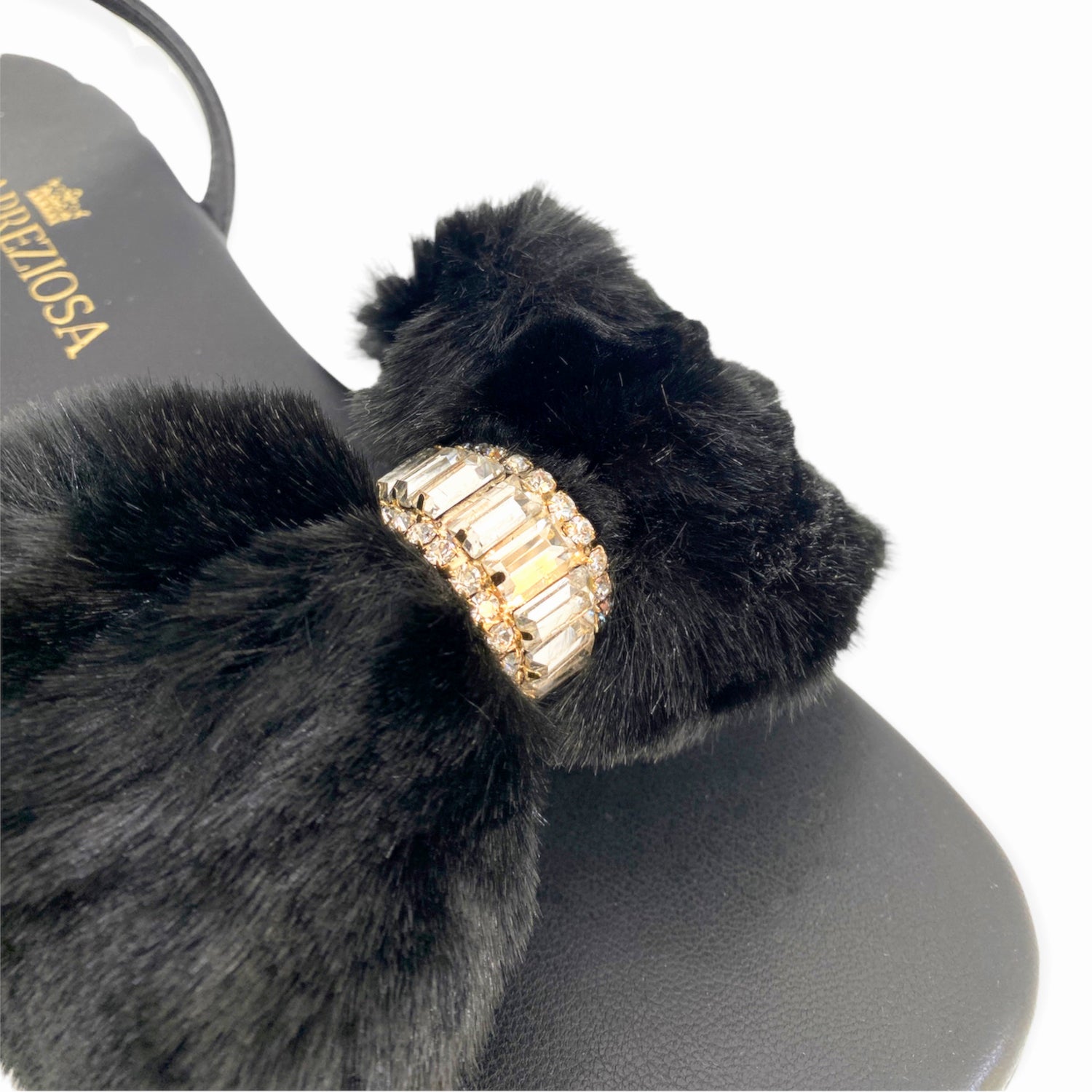 Camilla sandal in black faux fur with crystals