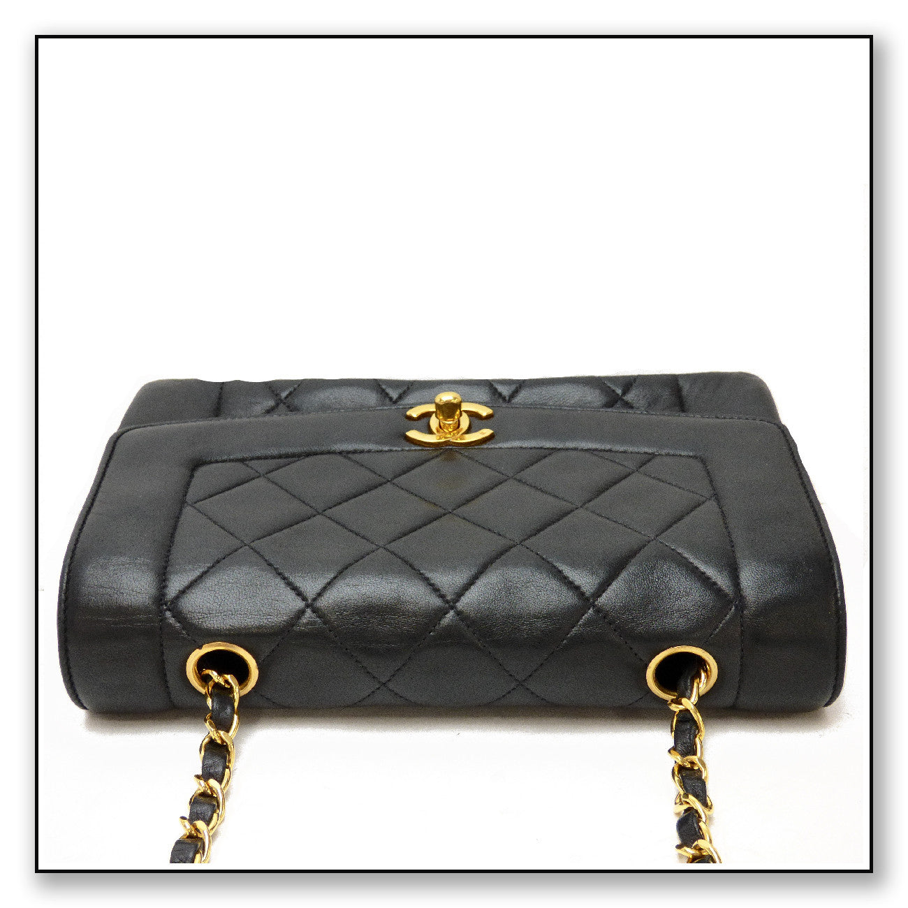 Borsa a tracolla vintage Chanel con patta trapuntata