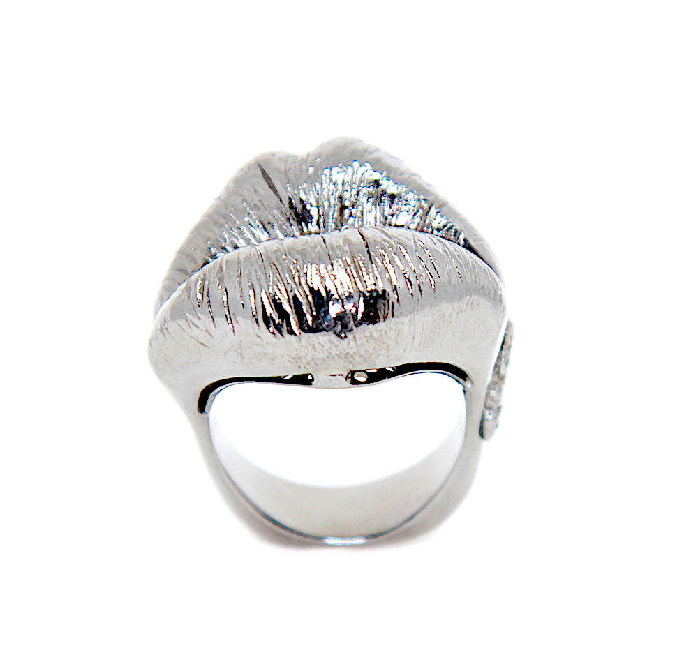 KISS RING BLACK SILVER PLATED